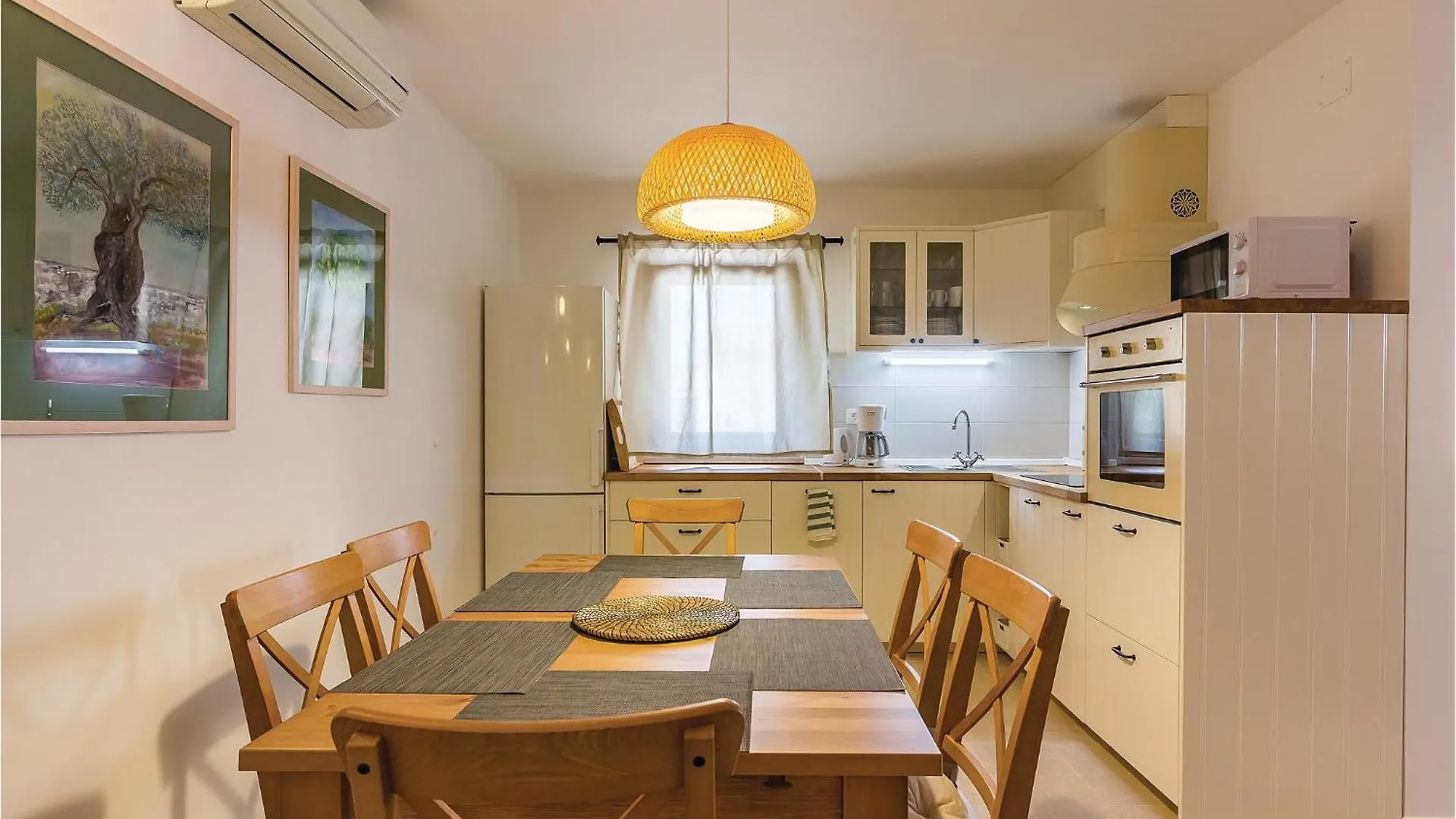 Awesome Home In Medulin With Wifi Holiday home